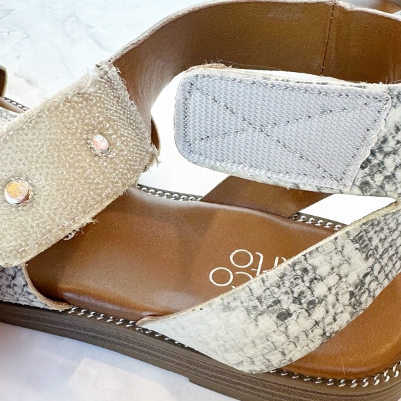 Franco Sarto Genevia Snakeskin Embossed Sandal Size 8.5 - Picture 6 of 8
